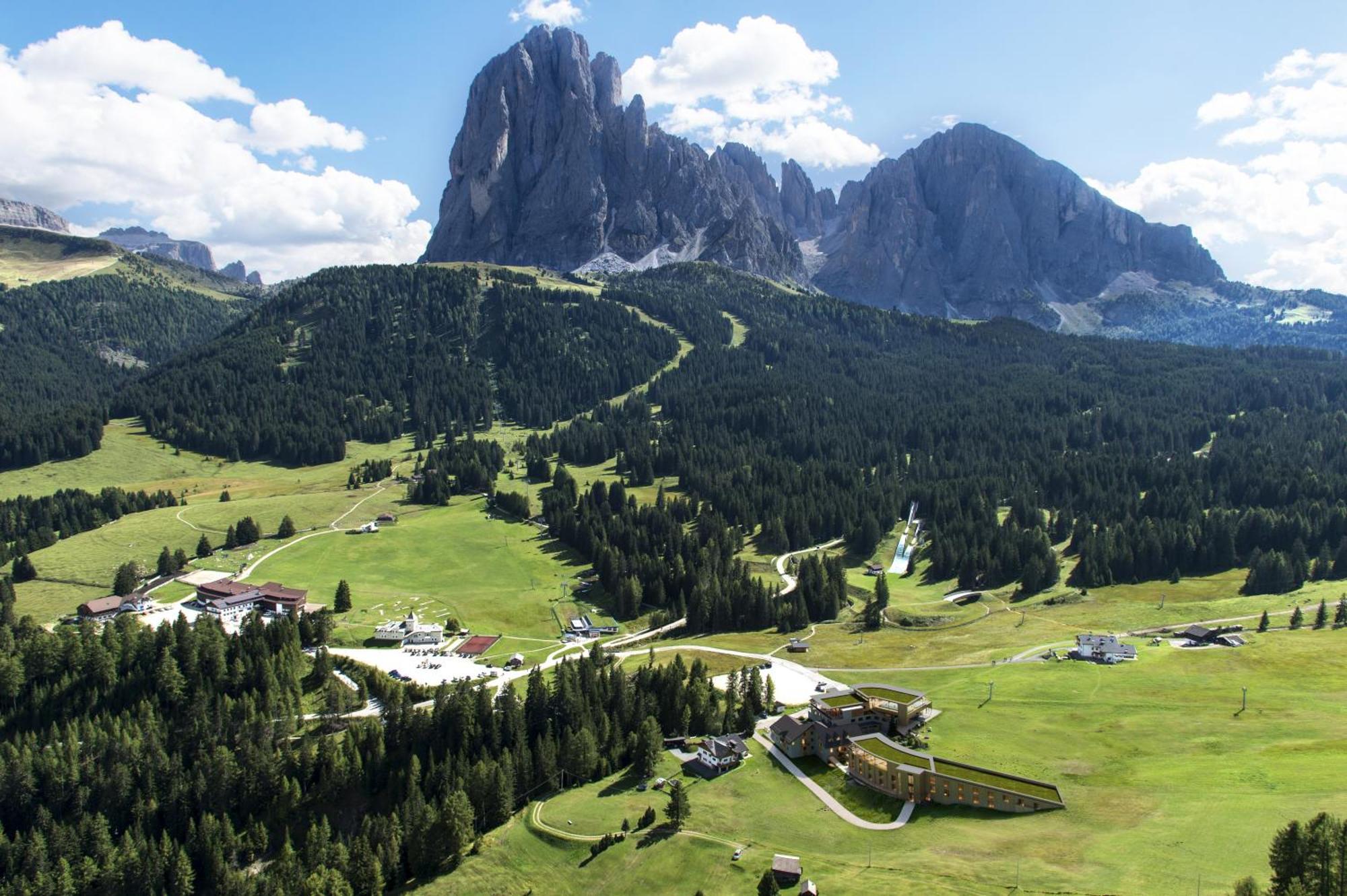 Готель Cendevaves Alpine Silence Santa Cristina Val Gardena Екстер'єр фото