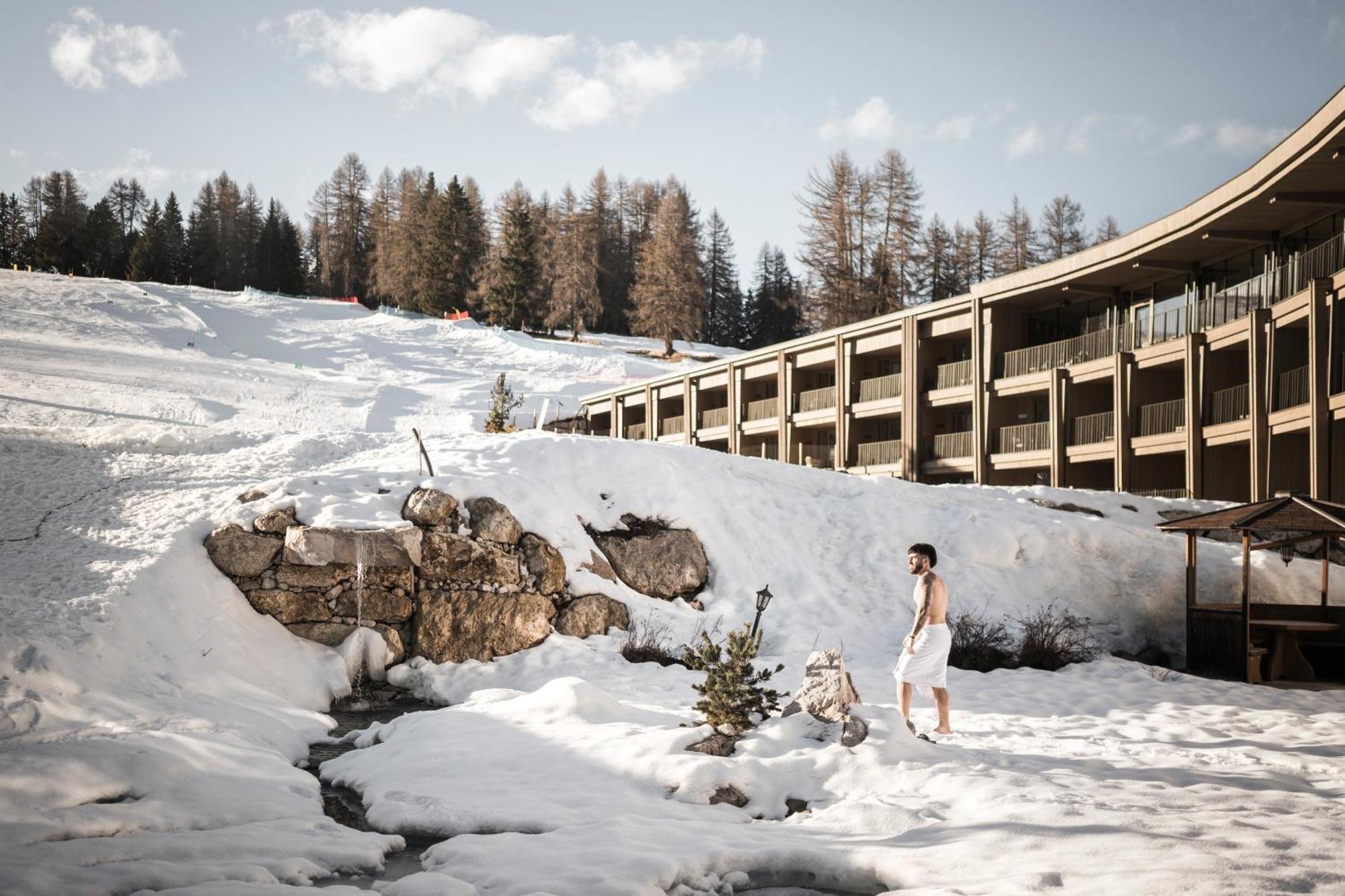 Готель Cendevaves Alpine Silence Santa Cristina Val Gardena Екстер'єр фото